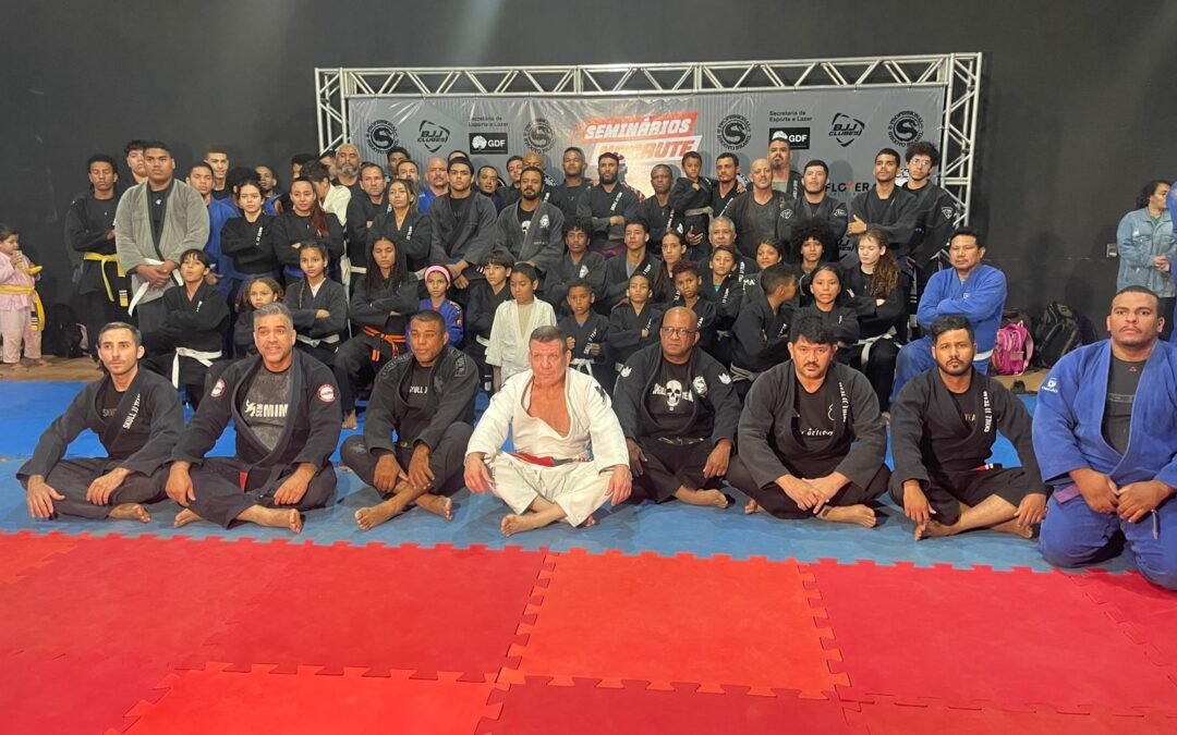 Skull Jiu-Jitsu Presente em Seminário Histórico com Mestre “Dedé” Pederneiras
